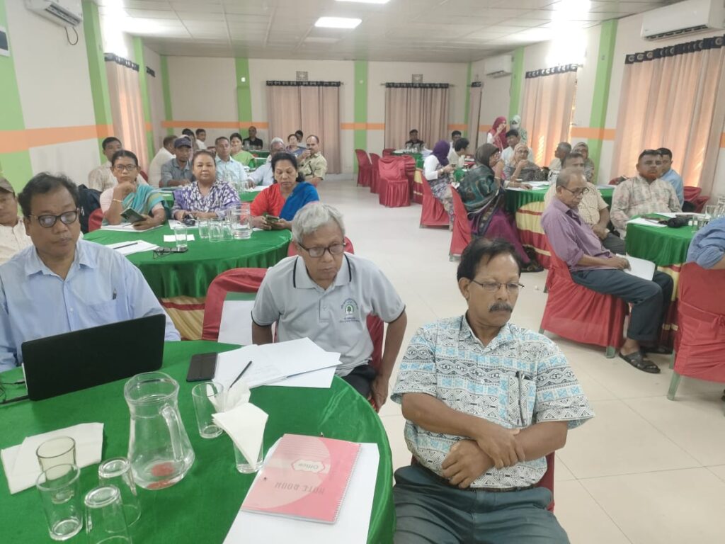 ময়মনসিংহে বন সংরক্ষণ ও পুনরুদ্ধার বিষয়ক কর্মশালা অনুষ্ঠিত 5 IMG 20251020 WA0230